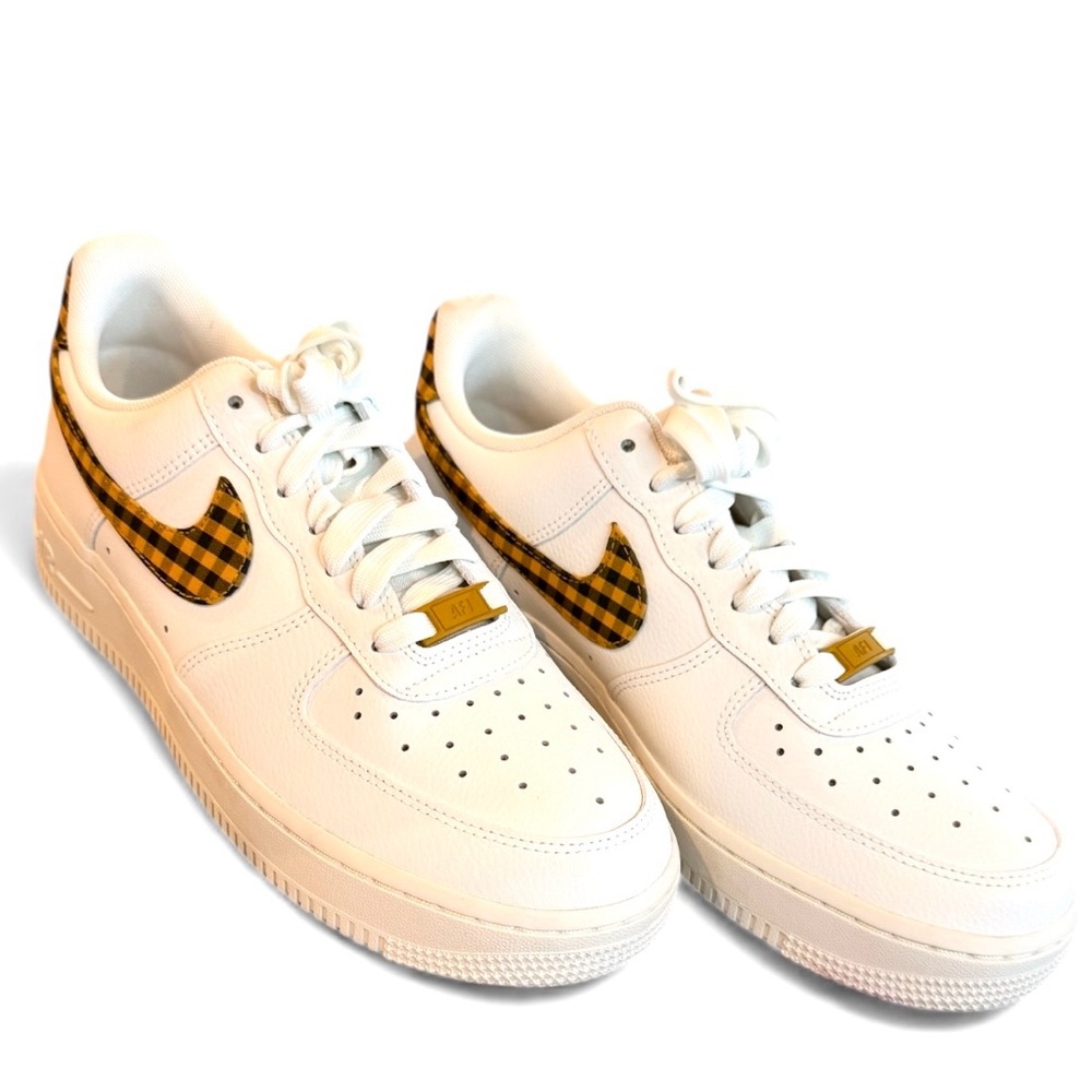 Nike Sneakers White Air Force One White Yellow Plaid Athletic Shoes 8.5 NWOT - Picture 3 of 7